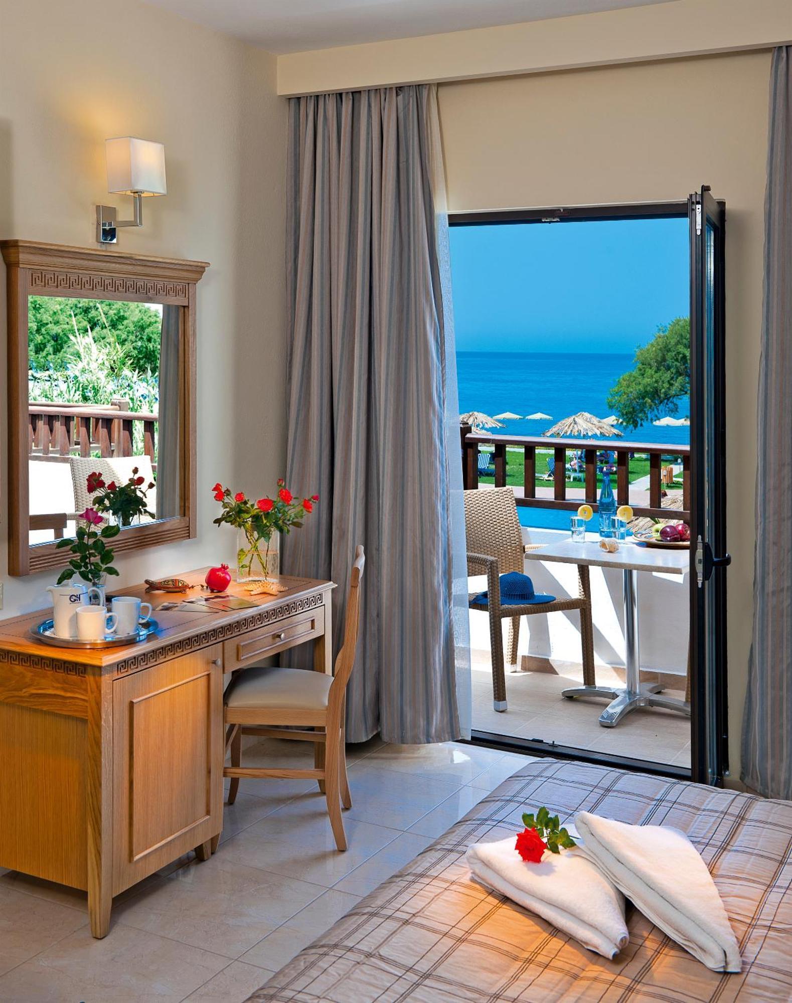 Geraniotis Hotel And Resort Platanias  Exterior photo